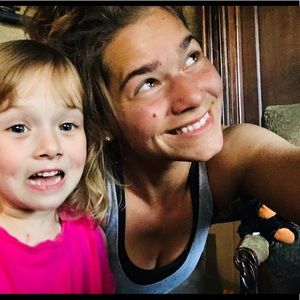 Meet your Posher, Molli